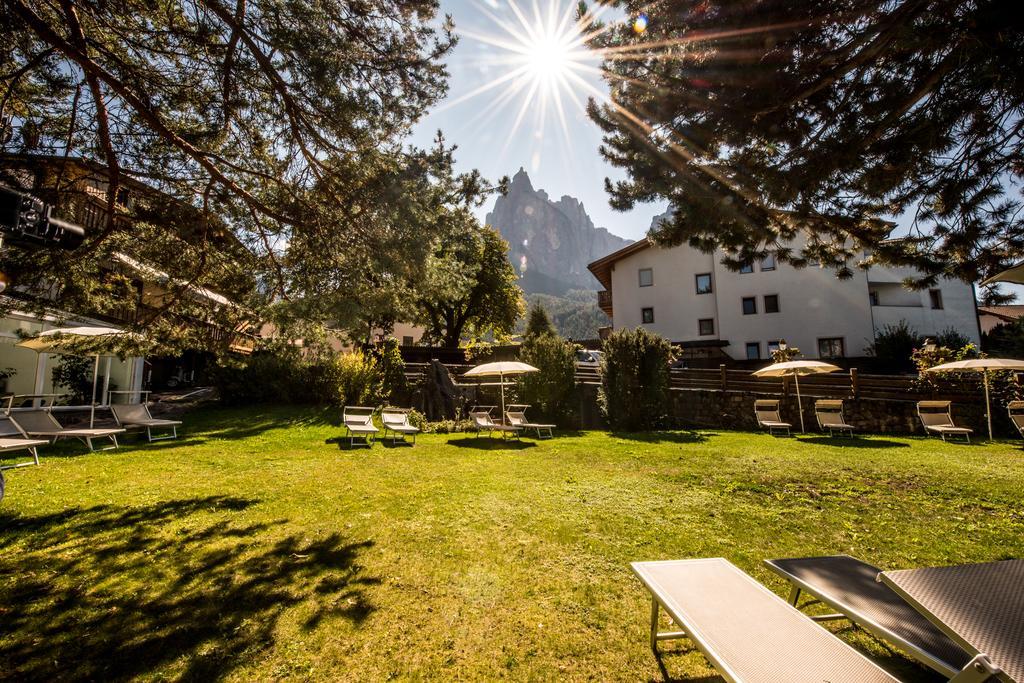 Hotel Enzian Genziana Siusi Esterno foto