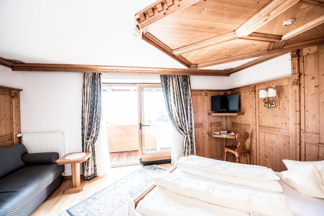 Hotel Enzian Genziana Siusi Esterno foto
